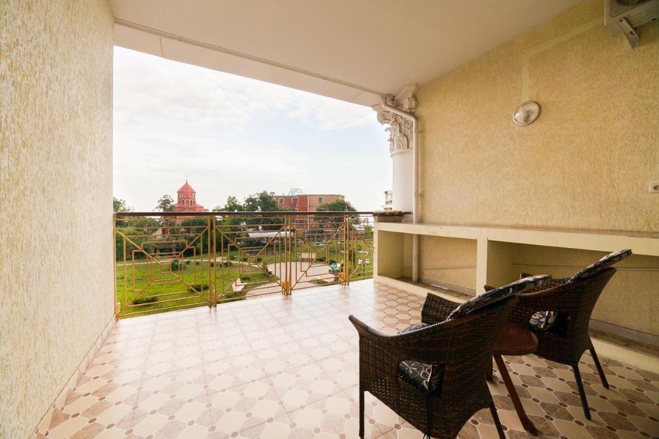 Arcadijskiy Palace โอเดสซา ภายนอก รูปภาพ